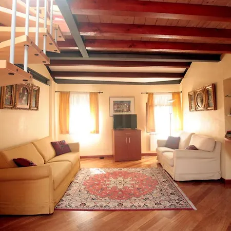 Venezia Residence Apartamento *