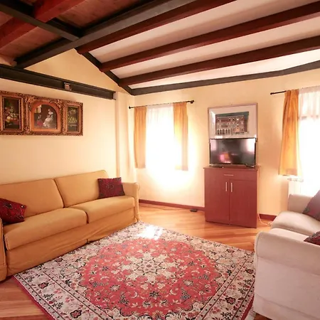 Venezia Residence Apartmán *