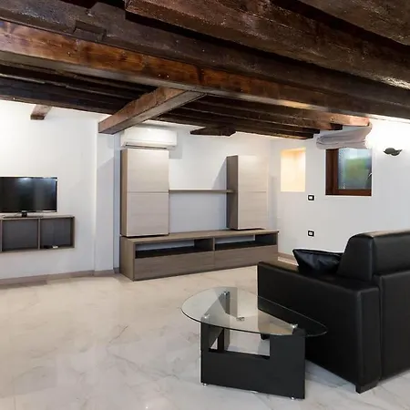 Apartamento Venezia Residence *
